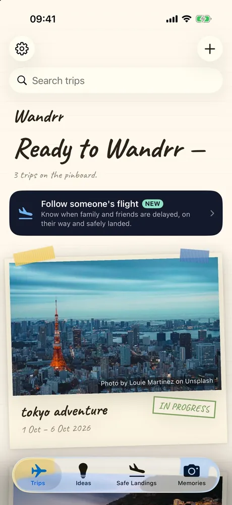 Wandrr home screen with trip cards and live countdowns